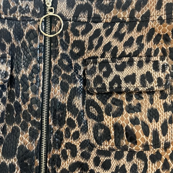 NWOT Herr Bottari Pleather Zipper Skirt - Cheetah Large Never Worn - Picture 3 of 6